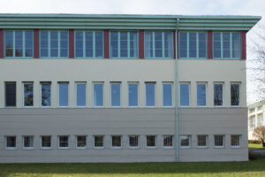 Schule mit drei Klassen